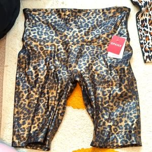 SPANX faux leather leopard print bike shorts NWT - large